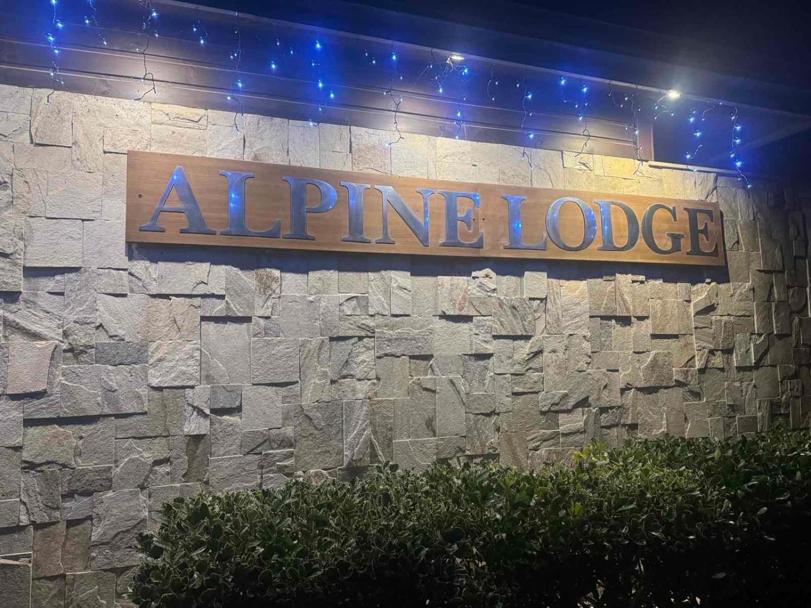 Alpine * Bansko