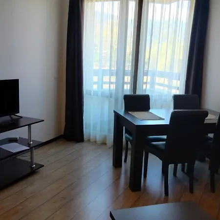 Alpine Lodge Bansko Apartments מראה חיצוני תמונה
